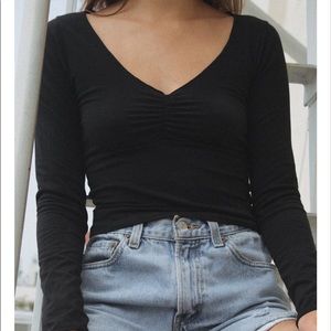 BRANDY MELVILLE BLACK TOP
